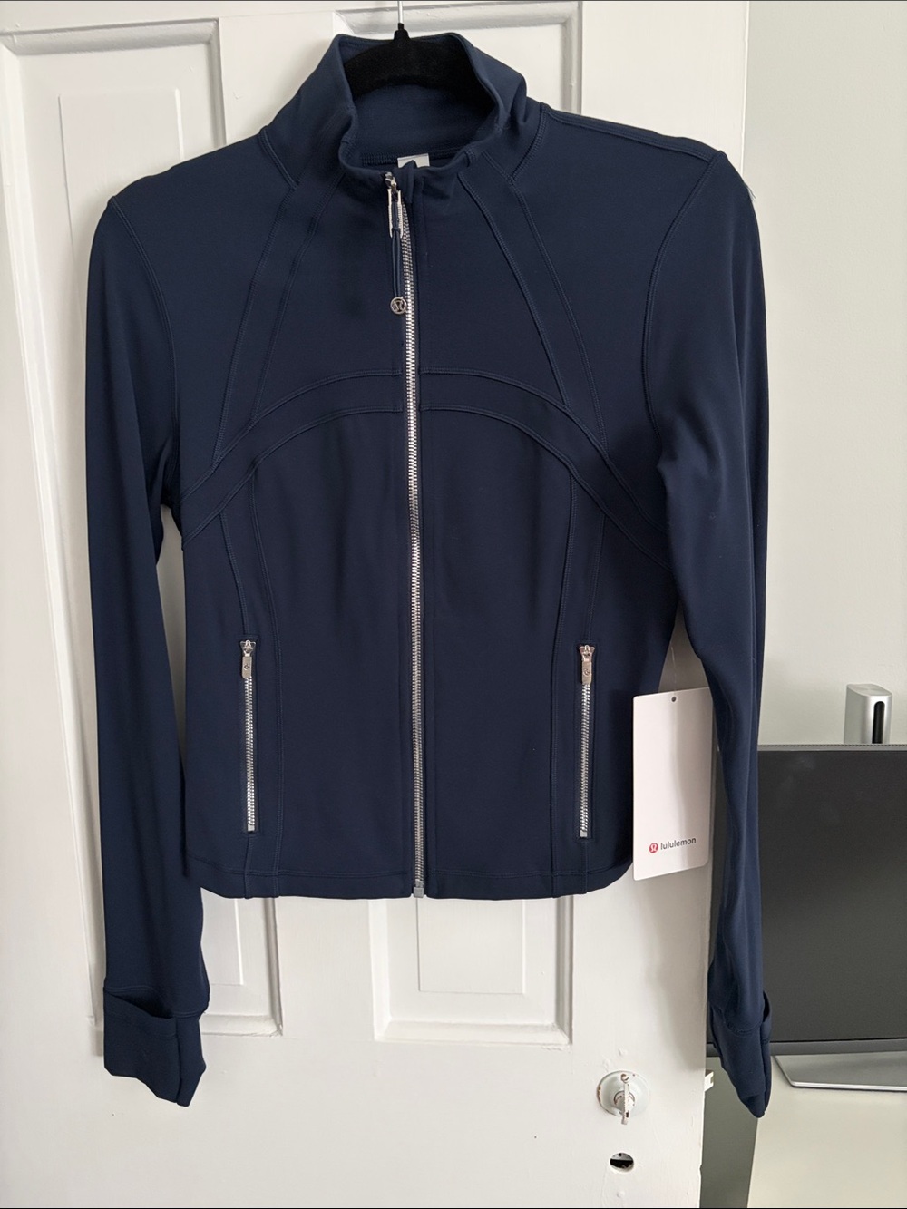 lululemon athletica Navy Zip-Up Cropped Define Jacket NWT